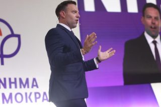 Ισχυροί κλυδωνισμοί